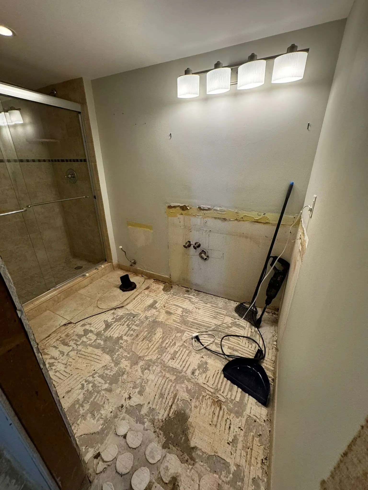guest bath before