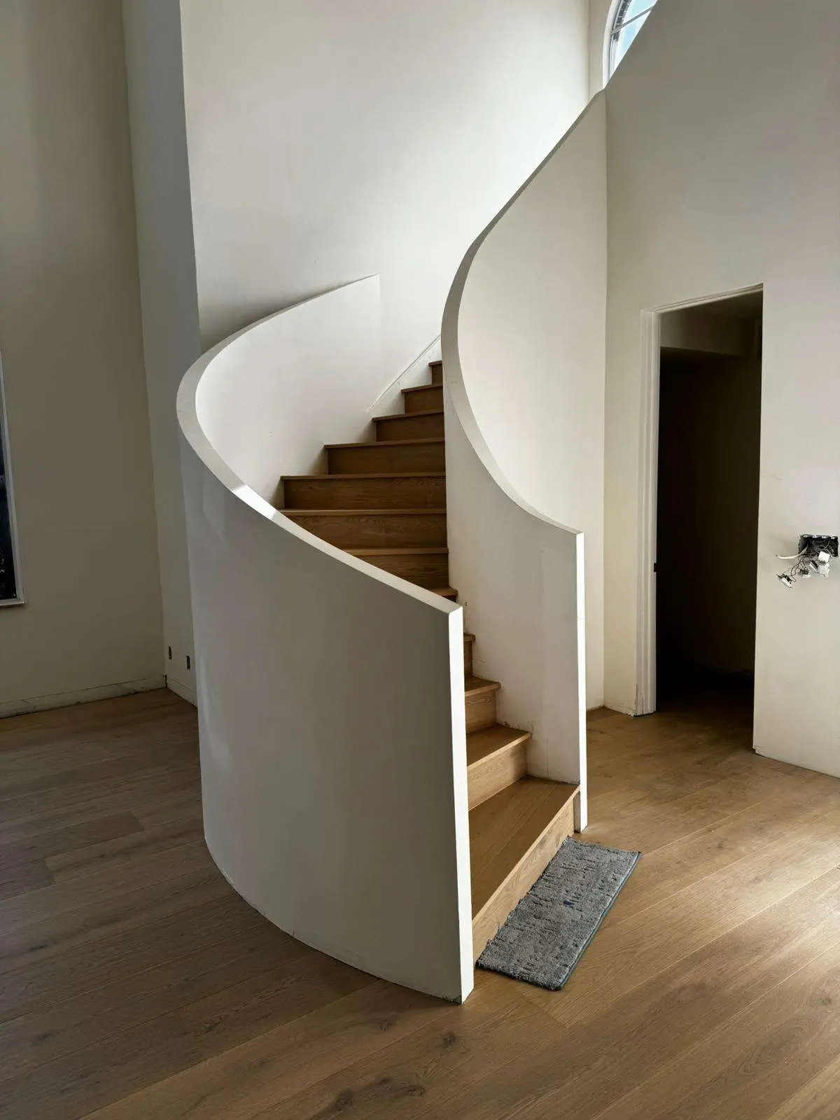 stair drywall railing with engineer wood
