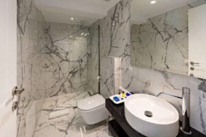 luxury bathroom remodeling 3 (1)
