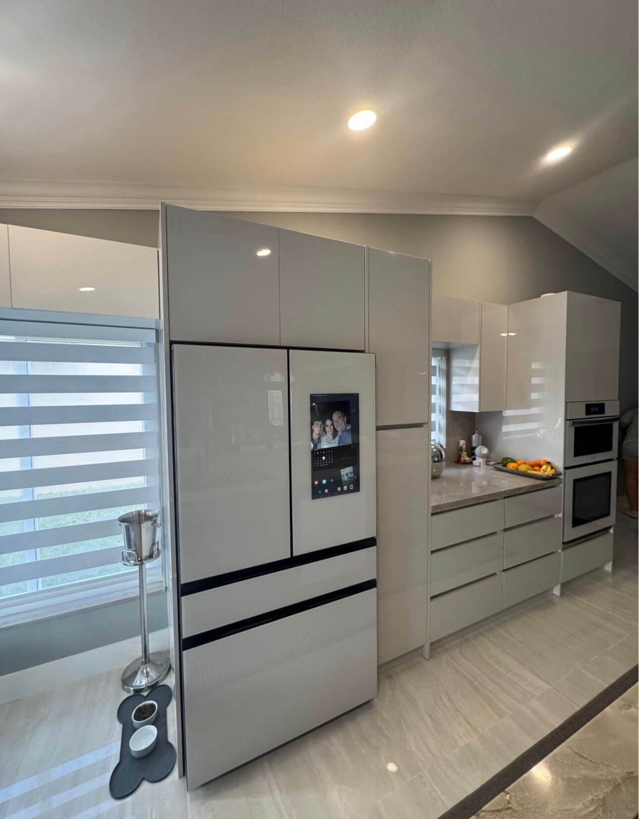 european kitchen white high glossy cabinets (1)